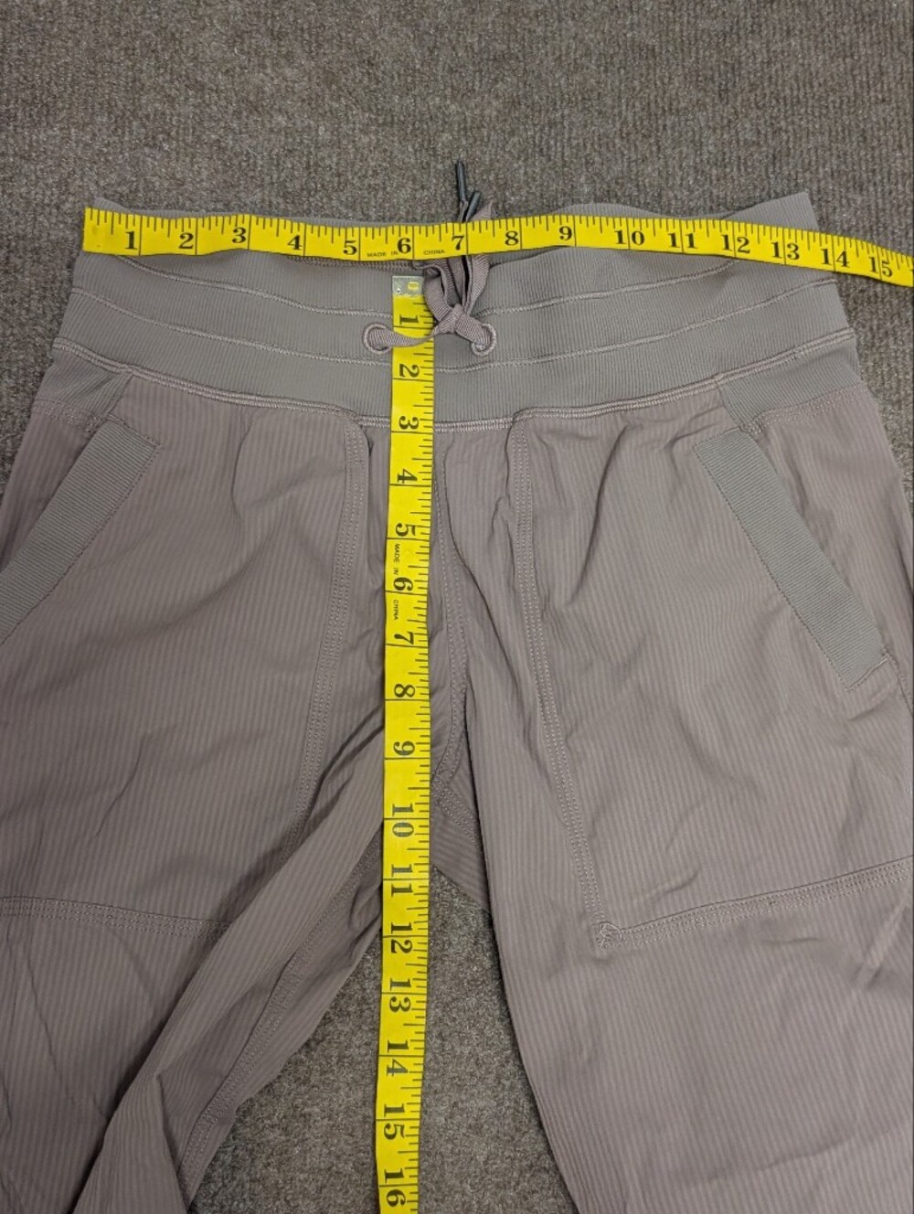 LULULEMON Dance Studio Mid Rise Women's Pants (6) - Picture 6 of 7